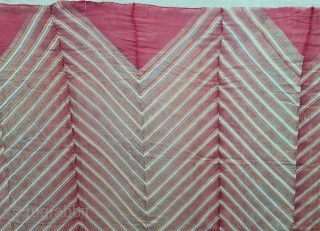 Lahariya Wave Design , Tie and Dye Mothara Dupatta on the Muslin Cotton, From Shekhawati District of Rajasthan. India. India.

C.1850-1875

Its size is 170cmX205cm(20220427_155024).          