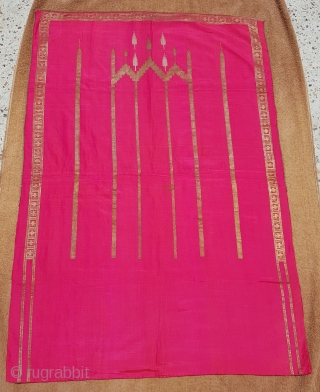 Jai Namaz Mat,Zari(Real)weaving on the silk,From Gujarat India.C.1900.Made For Vohra Muslims Community.Its size is 63cmX94cm(135155).                  