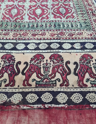 Chintz Kalamkari Wood Block And Hand-Drawn, Mordant- And Resist-Dyed Khadi Cotton, From Gujarat Western Part of India. India.

C.1850-1900.

Exported to the South-East Asian Market. known as Saudagiri Prints

Its size is 130cmX210cm(20210513_162025).   