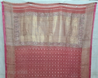 Paithani Shalu Saree Double Pallu (Pallov) Sari, Its characterised by borders of an oblique square design, and a two pallu design,It’s a Cotton and zari weave sari. This type of sari is  ...