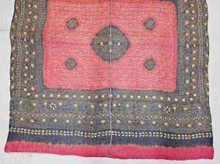 An Very Rare Ceremonial Tie and Dye Odhani (Dupatta). Tie And  dyed Work is ( resist dyed ) on fine muslin cotton. 

From the Jamnagar  Region of Gujarat, India. 

This  ...