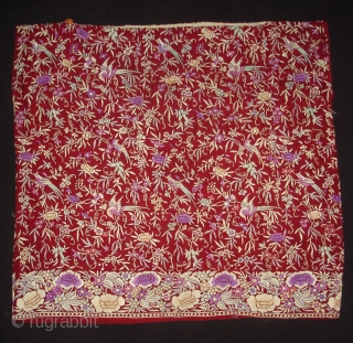 Chakla-Chakli Nu Jhablu, Parsi Jhabla(Blouse)From Surat Gujarat India.This kind of Jhabla's were embroidered by Chinese artisans in the town of Surat in Gujarat for the Parsi women of that region.The Parsi's are  ...