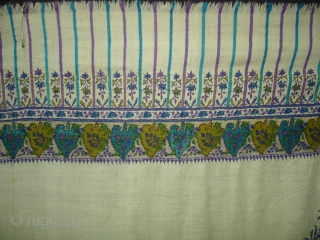 Dorukha Palledar shawl (Pashmina Wool)with Doranga Embroidery From Bengal, India.C.1870.Its size is 130cmX315cm. Good condition(DSC05467 New).                 