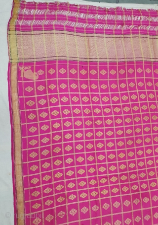 Dupatta handwoven fuchsia silk with zari (Real Silver) from Varanasi, Uttar Pradesh , India. c.1900. Good condition. Its size 165cmX253cm(20200611_130901).             