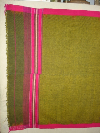 Waziri Shawl From West Punjab(Pakistan)India.Made of silk and cotton.Its size is 120cm x 230cm. Condition is Good(DSC05206 New).               