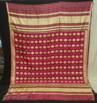 Dupatta handwoven fuchsia silk with zari (Real Silver) from Varanasi, Uttar Pradesh , India. C.1900. Good condition. Its size is 178cmX238cm(DSC05626 New).

           