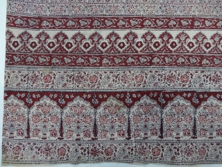 Block-Print Yardage,(Natural Dyes on Khadi cotton) From, Probably From Sidhpur Patan,Gujarat Region of western India. India.C.1900.Its size is 130cmX340cm(DSC06411).
              