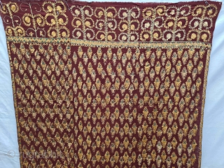 Phulkari From West(Pakistan)Punjab. India. Showing the Beautiful Wheat crop Design With Change of Seasons Colours of Wheat. c.1850-1900.Floss silk on hand spun cotton ground cloth(20210706_152206).        