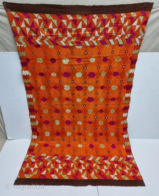 An Unique Bagh-Phulkari From East (Punjab) India. Floss Silk on Hand Spun Cotton khaddar Cloth.

Late 19th Century.

Its size is 138cmX215cm (20230325_121251).            