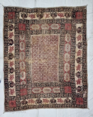 An Kalamkari And Block Print And Hand-Drawn, Mordant- And Resist-Dyed Khadi Cotton, From Gujarat  Region of North-West India. India. 

Exported to the South-East-Asian Markets.

c.1875-1900. 

Its size is 131cmX158cm(20220716_152245).    