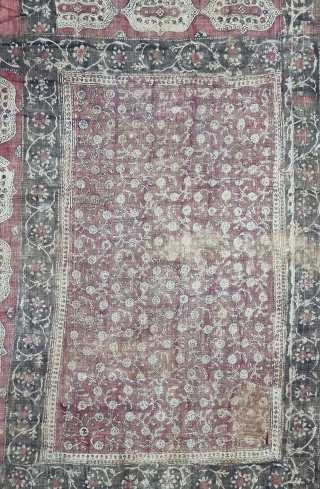 An Kalamkari And Block Print And Hand-Drawn, Mordant- And Resist-Dyed Khadi Cotton, From Gujarat  Region of North-West India. India. 

Exported to the South-East-Asian Markets.

c.1875-1900. 

Its size is 131cmX158cm(20220716_152245).    