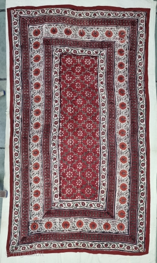 An Kalamkari And Block Print And Hand-Drawn, Mordant- And Resist-Dyed Khadi Cotton, From Gujarat Region of North-West India. India. 

Exported to the South-East-Asian Markets. 

c.1875-1900. 

Its size is 114cmX202cm(20220719_145652).    