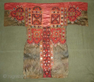 Embroidered Blouse-Front(Gaj)From Nindo Shehr,Sindh Provision of Pakistan. Pakistan.Green silk lined with cotton,silk embroidery with mirrors(DSC04131).                  