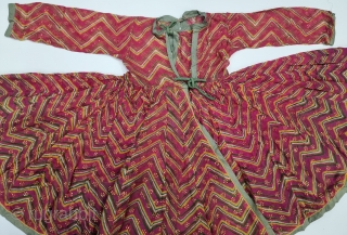 A Very Rare Real Gold Block Varak Print Leheriya Tie and Dye Wave Design Costume and Turban  For Shrinathji, From the Deccan Region of South India. India. Real Gold Varak Print  ...