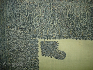 Jamawar Long Shawl From Kashmir India.This Shawl is known as Fardi Shawl.Its size is 132cm X 340cm.Good Condition.Much more Better Piece than the picture(DSC05515 New).        