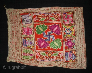 Jain Shrine cloth Ashtamangal, Mochi embroidered Silk on wool, From Gujarat,India.Its Its size is 27x34cm.C.1900. Condition is very good(DSC08909 New).             