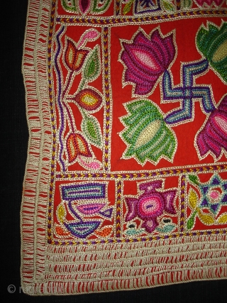 Jain Shrine cloth Ashtamangal, Mochi embroidered Silk on wool, From Gujarat,India.Its Its size is 27x34cm.C.1900. Condition is very good(DSC08909 New).             