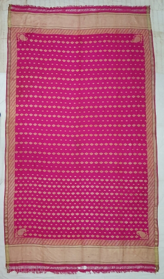 A Very Large Dupatta handwoven fuchsia silk with zari (Real Silver with Gold Polish) from Varanasi, Uttar Pradesh , India. c.1900. Good condition. Its size 175cmX315cm(20200715_152414).
       