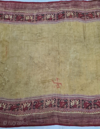 Patola Sari,Silk Double Ikat.Probably Patan Gujarat. India.
This Patola Uses one of the most Rare designs known as Panetar Yellow Patola, 
It belongs to Nagar Brahmin Group of Gujarat India.

C.1825-1850.

Its size is 12cmX290cm(20210804_161933).
 