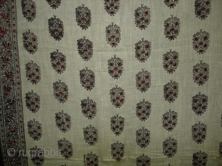 Floral Block Printed Cotton Odhanai From Baghru,District of Rajasthan,India.Its size is 112X220cm(DSC04826 New).                    