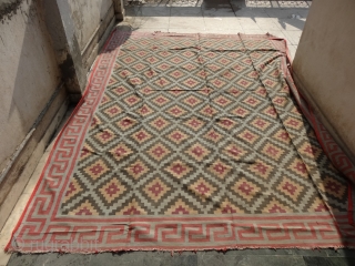 Jail Dhurrie (Cotton)Blossom Dhurrie with stepped Diamonds Design with key Border from Gujarat.India.Its size is (Big Size) 280cm x 360cm. C.1900.Its only used for some Festival time(DSC02154 New).     