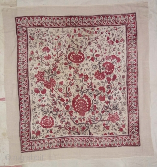 Palampore  Chintz Kalamkari , Hand-Drawn Mordant-And Resist-Dyed Cotton,From Coromandel Coast South India.  India. 

 C.1730 -1760.

Exported to the South-East-Asian Markets

Its size is 104cmX115cm(DSC09125).        