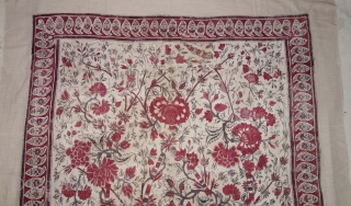 Palampore  Chintz Kalamkari , Hand-Drawn Mordant-And Resist-Dyed Cotton,From Coromandel Coast South India.  India. 

 C.1730 -1760.

Exported to the South-East-Asian Markets

Its size is 104cmX115cm(DSC09125).        