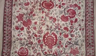 Palampore  Chintz Kalamkari , Hand-Drawn Mordant-And Resist-Dyed Cotton,From Coromandel Coast South India.  India. 

 C.1730 -1760.

Exported to the South-East-Asian Markets

Its size is 104cmX115cm(DSC09125).        