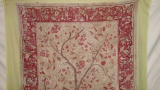 Palampore  Chintz Kalamkari Hand-Drawn Mordant- And Resist-Dyed Cotton,From Coromandel Coast South India. India.  

Made for the Srilankan Market.

 C.1730-1760.

Exported to the South-East Asian Market. 

Its size is  107cmX177cm(DSC09161).  