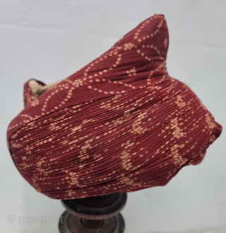 Tie and Dye Topi ( Hat ) or Turban
Resist technique on fine handwoven muslin cotton with natural dye.
Made by the khatri community and worn by the Bhatia
 community of west kutch. Abdasa
Region  ...