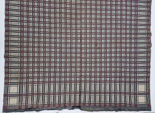 Majnu Khes 
Khes is a cotton bedspread that was (in some cases still is) traditionally handwoven in Punjab, both western and eastern, and some parts of Sindh. At one time, Khes had  ...