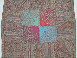An Unique And Rare Char-Bagh (Four Season) , Embroidered Sqaure Shawl of Needle Work Jamawar, From Kashmir, India.

 C.1850-1875. 

Its Size is 170cmx187cm (20250804_120305).         