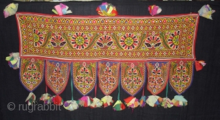 Mochi Aari Embroidery Toran From Kutch Gujarat,India.Belongs to Bhanushali Group of Kutch.Its Size is 48cmX103cm.C.1900(DSC04853 New).                 