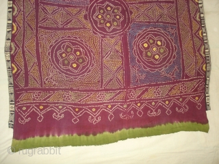 Single Bandh Tie and Dye Odhani From Shekhawati District of Rajasthan. India.Its Very rare Single Bandh Tie and Dye Odhani. Natural Colours On the Khadi Cotton.C.1900.Its size is 143CmX187cm(DSC04975 New).   