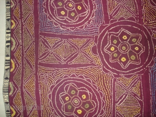 Single Bandh Tie and Dye Odhani From Shekhawati District of Rajasthan. India.Its Very rare Single Bandh Tie and Dye Odhani. Natural Colours On the Khadi Cotton.C.1900.Its size is 143CmX187cm(DSC04975 New).   