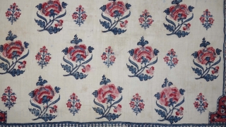 Floral Chintz Kalamkari of Jainamaz style, Hand-Drawn Mordant-And Resist-Dyed Cotton,From Coromandel Coast South India. India. Made for Persian Market,C.1750-1800. Its size is 87cmX132cm(DSC09281).
          