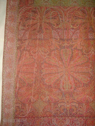 Jamawar Long Shawl From Kashmir India.This Shawl is known as Fardi Shawl.Its size is 140cm X 310cm.Perfect in Condition.(DSC09823)              