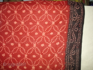 Tie and Dye(Cotton)Sari From Kutch Gujarat India.Its size is 135cmx430cm.About the Condition Some original repairs(DSC06008 New).                 