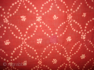 Tie and Dye(Cotton)Sari From Kutch Gujarat India.Its size is 135cmx430cm.About the Condition Some original repairs(DSC06008 New).                 