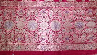 Dupatta Handwoven Silk with Real zari (Real Silver) from Varanasi, Uttar Pradesh, India. c.1900. Good condition. Its size 182cmX218cm(DSC08179).              