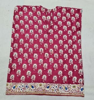 Parsi Jhabla or Jhablo (Blouse) From Surat Gujarat India. The ‘four over, under one satin weave is embroidered with Brids and Flowers design.This kind of Jhabla were embroidered by Chinese artisans in  ...