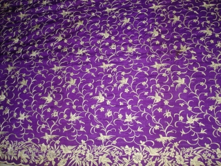 Chakla-Chakli no Garo, Parsi Gara Sari From Surat Gujarat India.This kind of Sari's were embroidered by Chinese artisans in the town of Surat in Gujarat for the Parsi women of that region.The  ...