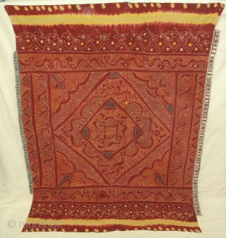 Tie and Dye Odhani From Shekhawati Distric of Rajasthan. India.Its Very rare Single Bandh Tie and Dye.Natural Colours.Its size is 154cmx205cm(DSC03600 New).           