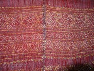 Kumbhi,The Tie and Dye Odhani(Bandhani)With Real Zari Badla Work embroidery And border.From Kutch Region of Gujarat,India.C.1900.Condition is very good.Its size is 130cmx160cm(DSC03784 New).          