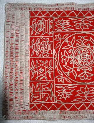 Jain Shrine cloth Ashtamangal, Chain Stitch embroidered Silk on wool,From Kutch, Gujarat, India.Its size is 30x40cm. c.1900. Condition is very good(DSC08028 New).
           