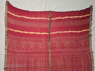  Ceremonial Badla Work (RealSilver) Tie and Dye Odhani known as Kumbhi,

Tie and Dye Work on the Gajji-Silk From Kutch Region of Gujarat, India.

c.1875-1900.

Its size is 120cmX165cm.

This were Traditionally used mainly by  ...