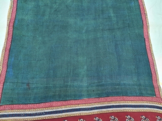 An Very Rare And Very Indigo Blue Lahariya Design Saree With Stamp , Mordant- And Resist-Dyed Cotton, From Rajasthan India. India. 

c.1850-1870. 

Its size is 118cmX410cm(20211018_140923).
       