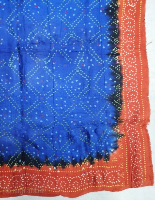 Ceremonial Tie and Dye Rumal, Tie and Dye Work on the Gajji-Silk From Kutch Region of Gujarat, India. 

This were Traditionally used mainly by Muslim Khatri community in Kutch, specifically to the  ...