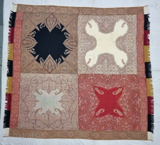 Char-Bagh Kani Weave Square shawl(Rumal),From Kashmir India. India. Four Section of Different Colours variations with Kani Weaving  known as Char-Bagh. Rare kind of Square Shawl(Rumal).

C.1850-1875

Its size is 178cmX190cm (20221030_165053).   