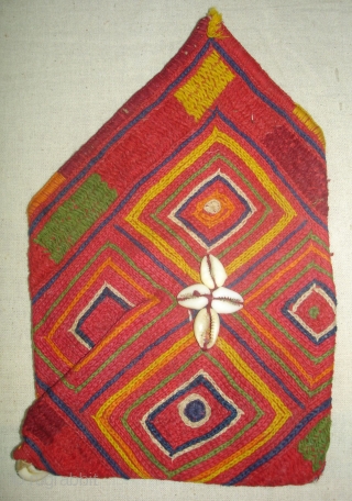 Banjara Bujkies(Small Bags)from the Banjara peoples in India.6 Pieces lot.Very rare design Banjara Bujkies.
                   